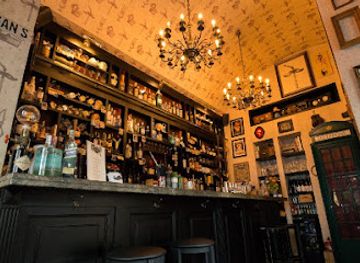 italy/naples/chiaia/bar/flanagan-s-bar