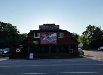michigan/tahquamenon-falls-state-park/bar/lumberjack-tavern