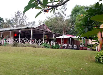 Red Pub & Grub