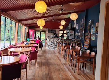 new-zealand/west-coast/bar/berlins-cafe-bar-campground-backpacker