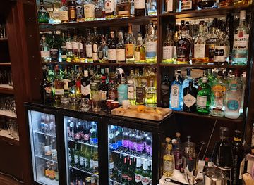 new-zealand/napier/bar/churchills-lounge-bar-restaurant