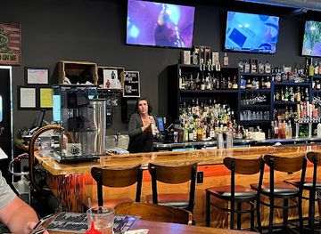 arkansas/mount-magazine-state-park/bar/live-edge-bar-grill