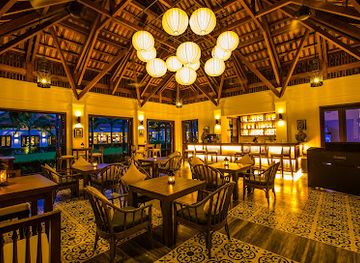 vietnam/south-central-coast/bar/saigon-bar