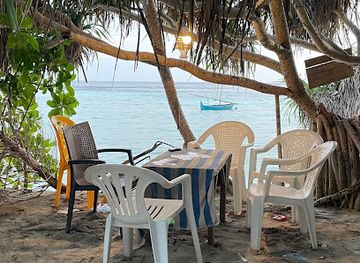 maldives/ari-atoll/bar/coco-bar