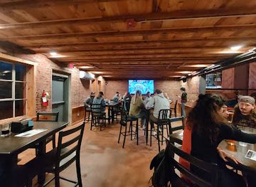 north-carolina/asheville/biltmore-village/bar/village-pub