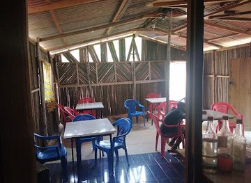 ghana/busua/bar/plantain-inn