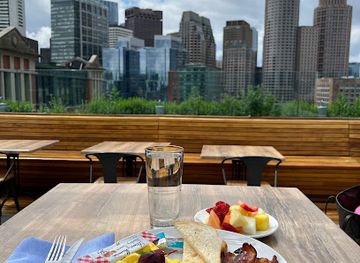 massachusetts/boston/seaport-district/bar/deck-12