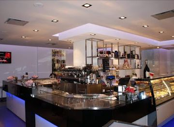 italy/calabria/bar/les-foliescafe