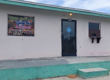 the-bahamas/inagua/bar/top-notch-bar-and-lounge