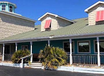north-carolina/crystal-coast/bar/on-the-rocks