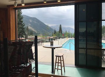 utah/snowbird-ski-resort/bar/superior-snacks