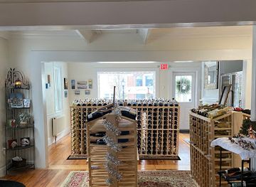 maine/kennebunkport/bar/wine-house-on-main