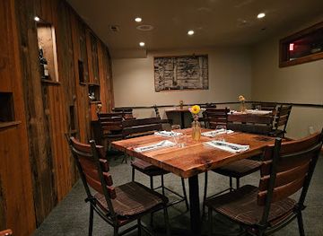 virginia/great-dismal-swamp-national-wildlife-refuge/bar/harper-s-table