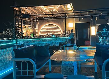 malaysia/penang-island/bar/sphere-rooftop-bar