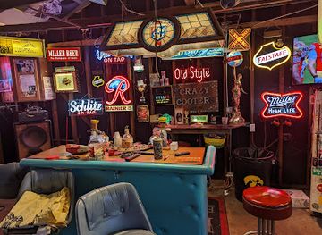 iowa/des-moines/bar/crazy-cooter-s-garage-bar