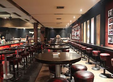 indonesia/surabaya/gubeng/bar/colors-pub-restaurant