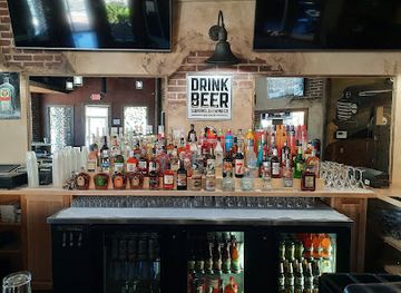 colorado/pueblo/bar/the-breaker-arcade-bar