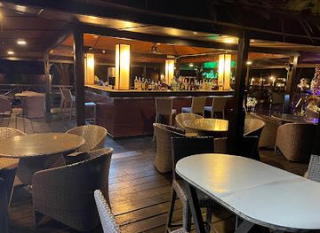 malaysia/tioman-island/bar/beach-bar