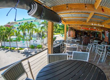 puerto-rico/rincon/bar/big-kahuna-bar-restaurant