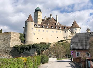 austria/wachau-valley/bar/radler-rast