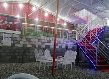 pakistan/phandar-valley/bar/barbuchh-restaurant-and-guest-house