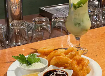 Alligator Bar
