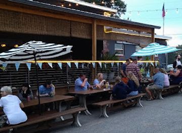 north-carolina/hendersonville/bar/guidon-brewing-company