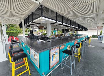 the-bahamas/rum-cay/bar/springer-s-bar