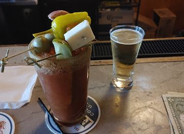 iowa/muscatine/bar/the-pearl-martini-bar-lounge