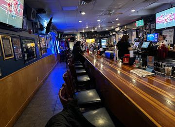 rhode-island/beavertail-state-park/bar/scotty-s-big-dawg-s-pub