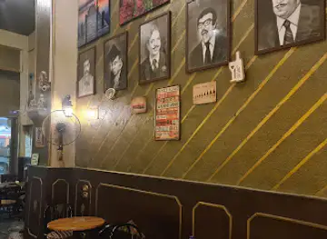 LE KAF DE CORANTOS BAR