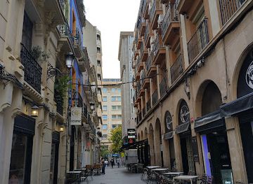 spain/alicante/barrio-de-santa-cruz/bar/eclipse-music-cocktails