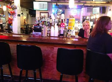 ohio/maumee-bay-state-park/bar/the-den-at-corduroy-carryout