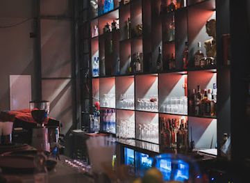 kosovo/gjilan/bar/merriment