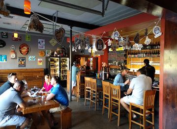 florida/tampa/seminole-heights/bar/independent-bar-and-cafe