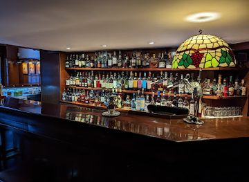 spain/barcelona/eixample/bar/ideal-cocktail-bar