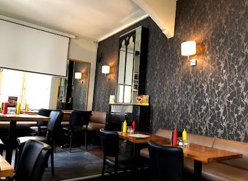 luxembourg/red-lands/bar/oscar-s-bar