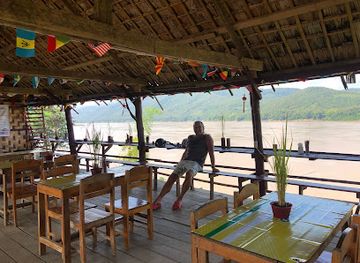 laos/mekong-river-valley/bar/mekong-cafe