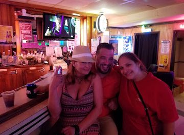 illinois/quad-cities/bar/casey-s-tavern