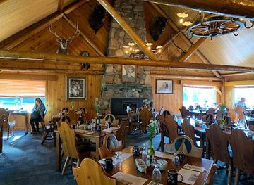 wyoming/park-county/bar/the-lodgepole-room