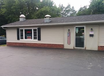 new-york/letchworth-state-park/bar/wolf-creek-deli