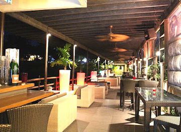 philippines/cebu/bar/bellini-champagne-lounge