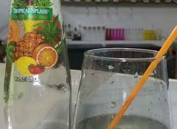 grenada/saint-patrick/bar/essence