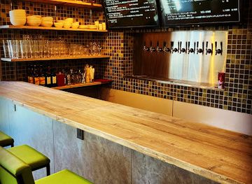 japan/hiroshima/shukkeien-garden/bar/mugi