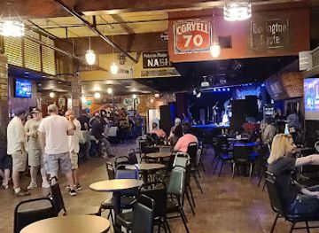 nebraska/kearney/bar/joe-s-honky-tonk