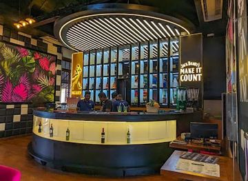 sri-lanka/galle/bar/gin-tonic-seafood-bar-pub