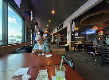 north-dakota/minot/bar/capri-tiki-bar