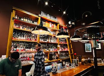 guatemala/guatemala-city/zona-1/bar/whisky-den-centro-historico