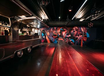 france/tignes/bar/le-strike