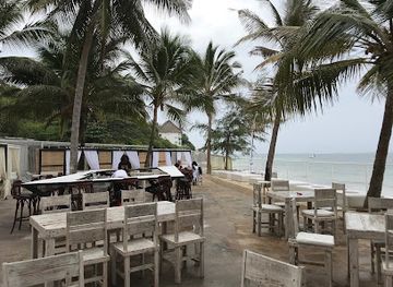 kenya/mombasa-beach/bar/b-club-mombasa-private-beach
